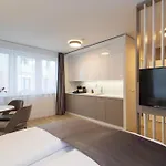 Salt Hill Premium Hotel apartamentowy 4*