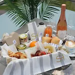 Salt Hill Premium Hotel apartamentowy