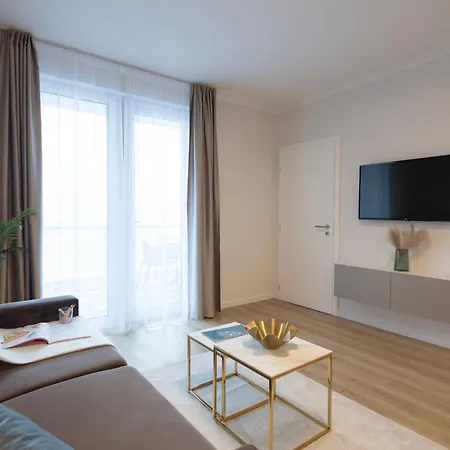 Salt Hill Premium Aparthotel