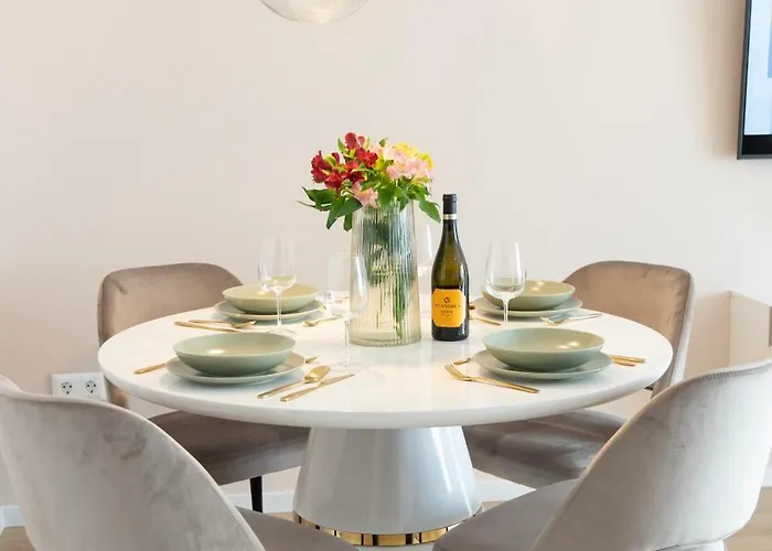 Salt Hill Premium Appart hôtel 4*
