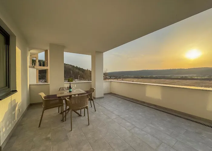Salt Hill Premium Apart Otel 4*