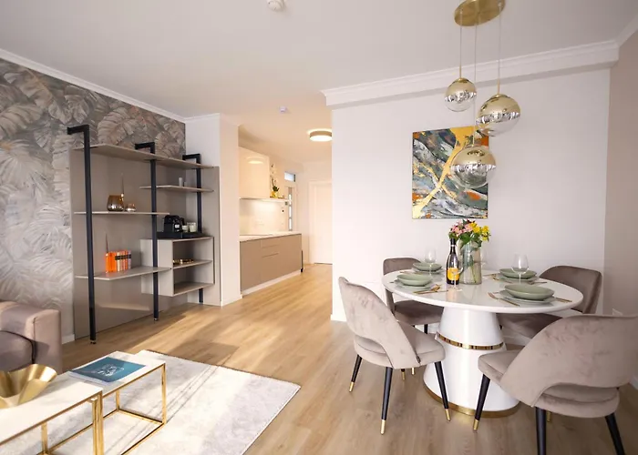 Salt Hill Premium Appart hôtel 4*